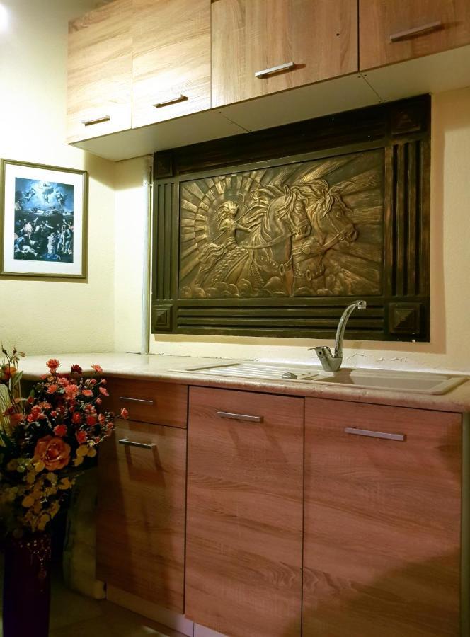 Nomads Rooms Trikala  Bagian luar foto